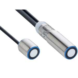 Sensor Ultrasónico SICK UD18-22CC2F1, Rosca M18, 20-30VDC, IP65, 250Hz, +5~60°C, Sonda Industrial, En Stock - Product Image 1