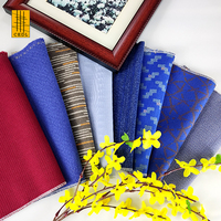 Tissu Jacquard teint par fil de prévention toxique ignifuge de fumée pour le tissu de siège d'autobus de train de siège d'air en tissu Jacquard de polyester de laine