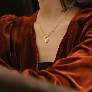 Collar con colgante ovalado de joyería de piedra de ojo de tigre Natural de latón chapado en oro de 18 quilates Vintage a la moda para mujer - Product Image 3