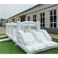 Vente directe usine : Parcours d'obstacles gonflable blanc, château gonflable commercial extérieur en PVC 0,55 mm avec souffleur, certifié CE, facile à monter