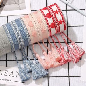 Nuevas Pulseras de Amistad Personalizadas con Letras Hechas a Mano, Borlas Trenzadas, Textos 3D Ajustables y Bordados en Tela - Product Image 4
