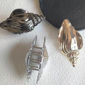 Pince à cheveux surdimensionnée en forme de coquillage, en alliage métallique, thème océan, pince requin tendance pour femme - Product Image 6