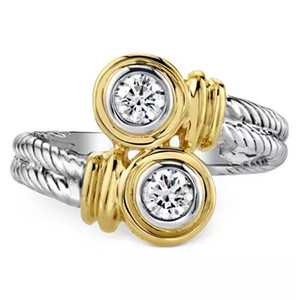 Anello Punk Intrecciato Bicolore per Donne, Gioiello da Dito in Stile Europeo di Tendenza, Regalo per Uso Quotidiano e Feste - Product Image 1