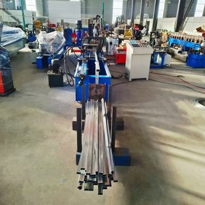 Machine de formage de tubes ronds et carrés en acier galvanisé <span class=keywords><strong>pour</strong></span> <span class=keywords><strong>la</strong></span> fabrication de tuyaux de drainage et de gouttières, machine de formage de tubes à joint de blocage/soudure - Product Image 4
