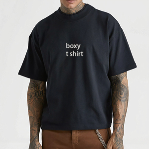 เสื้อยืดสตรีทแวร์ทรงโอเวอร์ไซส์ ตัดเย็บแบบครอป ทรงบ็อกซี่ ผ้าคอตตอน 100% หนัก 240 กรัม แบบดรอปโชว์เดอร์ สำหรับผู้ชาย - Product Image 3