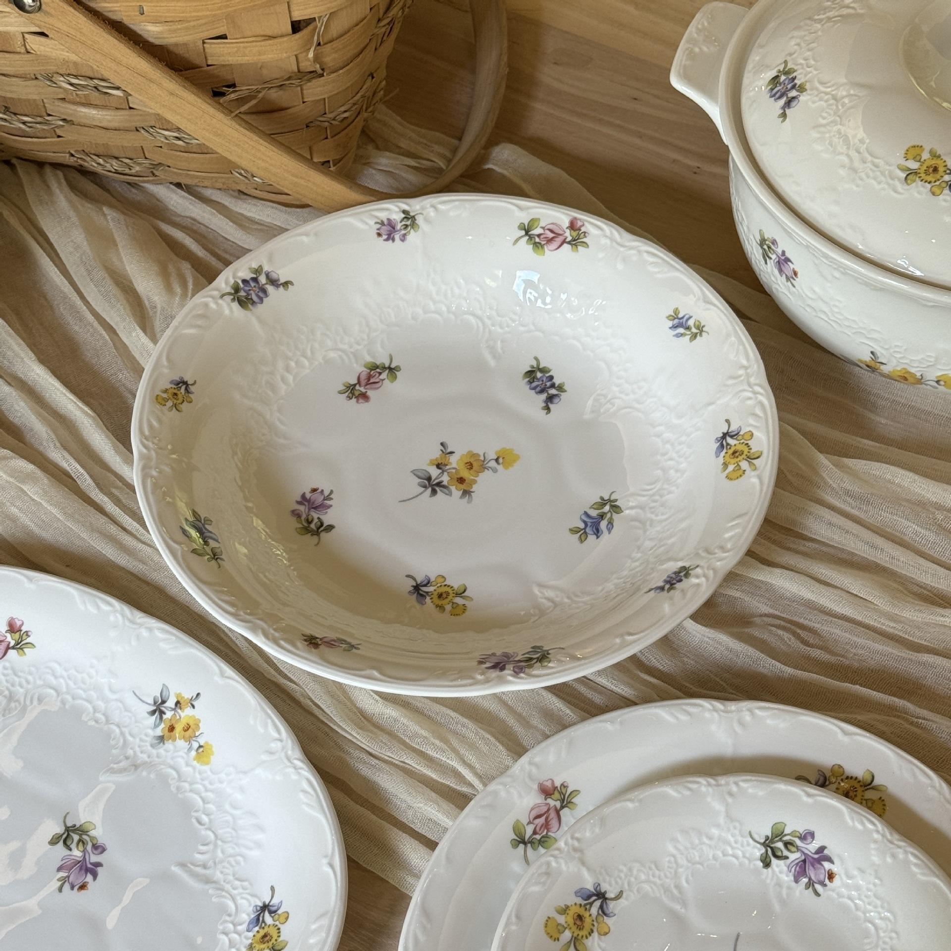 Plaque profonde de 9 pouces