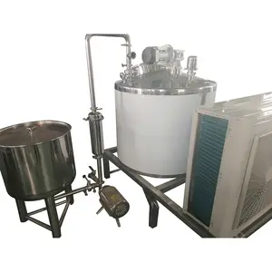 Réservoir de mélange à enveloppe de vapeur verticale et horizontale Réservoir de stockage de lait Réservoir de refroidissement par eau Refroidisseur de sang pour usine de lait