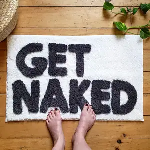 Amazon Hot Selling Hochwertige 40*60cm oder kunden spezifische rutsch feste Get Naked Bade matte Design Mikro faser Bade matte Bad Teppiche