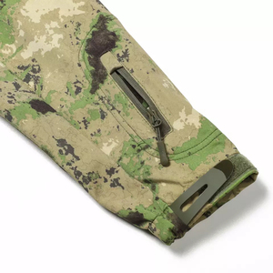 Jaket Kulit Hiu Berkerudung dengan Lapisan Fleece Termal, Pola Blur Hijau Daun, Pakaian Luar untuk Berburu - Product Image 5