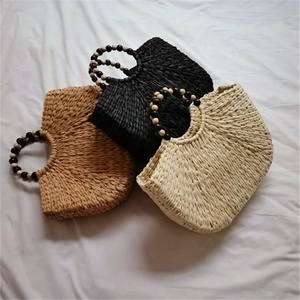 Bolso Bandolera <span class=keywords><strong>de</strong></span> Paja Trenzada Semirredonda Hecho a Mano Huayi 2026 al <span class=keywords><strong>por</strong></span> <span class=keywords><strong>Mayor</strong></span>, Bolso <span class=keywords><strong>de</strong></span> Mano con Asa <span class=keywords><strong>de</strong></span> Cuentas <span class=keywords><strong>de</strong></span> <span class=keywords><strong>Madera</strong></span> para Mujer, Ideal para Verano y Playa - Product Image 3