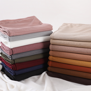 Châle en satin de soie Shawlshawl pour femmes, écharpe et bandeau de Chine, foulards doux pour la tête à petit col, hijabs somaliens - Product Image 3