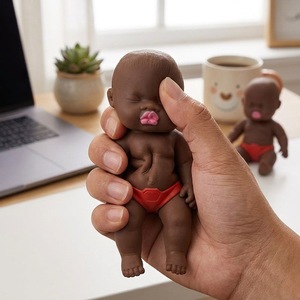 Muñeco Blandito Antiestrés para Bebés, Venta al por Mayor, Muñeco Fidget de Goma Negra para Adultos, de Tamaño Pequeño, Aprietable, de Rebote Lento, para Aliviar el Estrés - Product Image 6