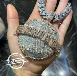 Ciondolo con Lettera Personalizzata 3D - Collana Hip Hop in Oro 9K-18K con Diamanti Baguette VVS da Laboratorio (Certificato IGI) - Product Image 4