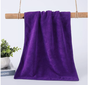 Serviette de Salon en Microfibre en Gros 400 GSM Taille Personnalisée Séchage Rapide Résistante à l'Eau de Javel Absorbante Serviette Cheveux Coiffeur Faible MOQ - Product Image 1