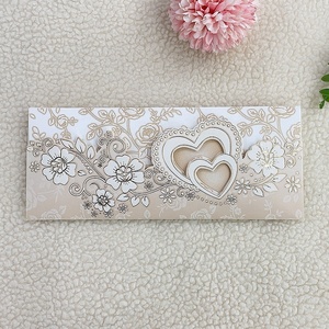 Cổ Phiếu Hoặc Tùy Chỉnh Thiết Kế Trung Quốc Nhà Máy Bán Buôn Pocket Phong Cách Hoàng Gia Trái Tim Và Hoa Hình Dạng Lời Mời Đám Cưới - Product Image 2