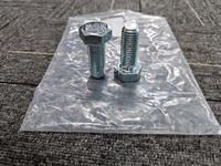 Pièces d'origine P/NWX4433 Vis M20X050-ISO4017 10.9 Vis en acier FLZN pour machine de fraisage à froid W100H W120H W130H W150H W2000 W2100