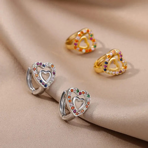 Orecchini a Cerchio a Doppio Strato a Forma di Cuore per Donne, Design Traforato, Gioielli Unici per Uso Quotidiano - Product Image 3