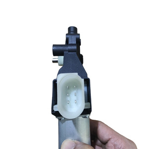 <span class=keywords><strong>Moteur</strong></span> de lève-<span class=keywords><strong>vitre</strong></span> électrique 67627046032 pour <span class=keywords><strong>BMW</strong></span> Série <span class=keywords><strong>1</strong></span> 3 5 X1 2008-2019 Avant Droit 6 Broches Anti-Pincement - Product Image 3