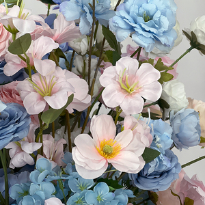 Lussuoso Centrotavola Floreale Moderno in Seta Artificiale Blu <span class=keywords><strong>e</strong></span> <span class=keywords><strong>Rosa</strong></span>, Sfera di Fiori per Sfondo Matrimoniale - Product Image 2