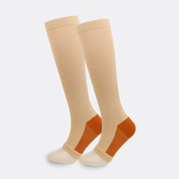 Chaussettes de compression montantes personnalisées à bout ouvert, respirantes, pour le soutien athlétique (course, cyclisme, entraînement) – Hommes, Femmes, Marques Sportives