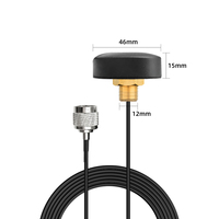 Antenne omnidirectionnelle verticale polarisée pour armoire 3-5dBi VSWR 1.5 Multi-bandes 700-2700M 868&915MHz 4G LTE WiFi Montage mural extérieur à vis