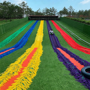 Glissade Arc-en-ciel en Gazon PE pour Parc de Mini-Golf et Attractions Touristiques – Un Endroit Instagrammable - Product Image 1