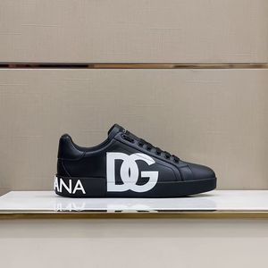 Sneakers de luxe de créateurs, style unisexe de haute qualité, nouvelles chaussures de sport décontractées pour hommes et femmes, chaussures de marche et de course en plein air - Product Image 2