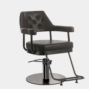 Silla de Peluquería Moderna y Elegante Wss con Cuero Sintético Gris, Marco Dorado y Base Redonda Ampliada, Apta para Salones de Belleza - Product Image 1