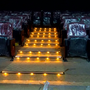 Perfil de Luz LED de Aluminio para Escalones, Iluminación Cálida Amarilla para Escaleras en Espacios Públicos - Product Image 1