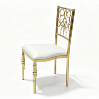 Chaise de mariage de luxe en acier doré, chaise de banquet rembourrée blanche, chaise d'événement de style français pour hôtel et restaurant