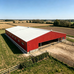 Structure de bâtiment pour abri de bétail en acier galvanisé à chaud, robuste et moderne, avec toit étanche pour grande ferme d'élevage de bovins - Product Image 1