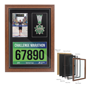 Cadre mural en <span class=keywords><strong>bois</strong></span> pour médailles de marathon, design 3-en-1 avec passe-partout, pour dossards de <span class=keywords><strong>course</strong></span>, médailles, photos et certificats, avec verre véritable - Product Image 1