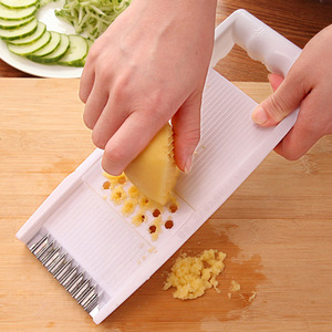 Wholesale multi-functional <b>vegetable</b> slicer 4-piece set, household kitchen shredder, manual slicer/grater. - Product Image 3