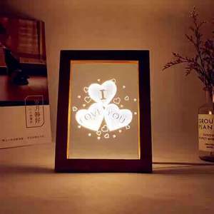 Commercio all'ingrosso in <span class=keywords><strong>legno</strong></span> massello di grandi dimensioni cornici per foto altalena scatole di <span class=keywords><strong>legno</strong></span> cartelli da parete con luci a LED di qualità artigianato in <span class=keywords><strong>legno</strong></span> - Product Image 4