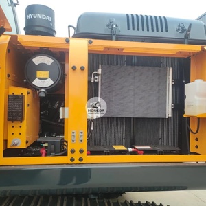 Encuentra una excavadora Hyundai HX220-HD de 22 toneladas de segunda mano, maquinaria de construcción usada con rendimiento estable, en stock. - Product Image 3