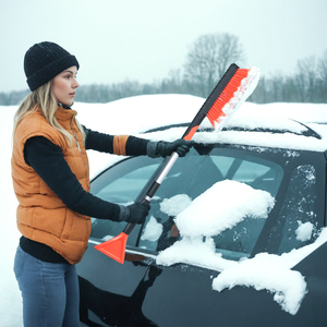 Brosse à neige détachable pour le nettoyage hivernal avec <span class=keywords><strong>grattoir</strong></span> à glace pour <span class=keywords><strong>pare</strong></span>-<span class=keywords><strong>brise</strong></span> de voiture - Product Image 2