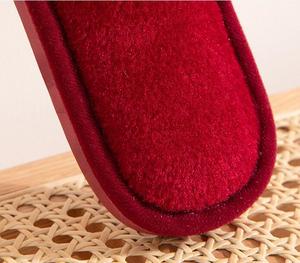 Logo personalizzato/lettere di moda da donna comode morbide <span class=keywords><strong>ciabatte</strong></span> calde in pelliccia sintetica da camera da letto scarpe da interno inverno <span class=keywords><strong>casa</strong></span> pantofole da donna - Product Image 5