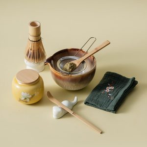 Juego de Tazas de Matcha de Gres con Batidor de Bambú, Diseño Wabi Sabi para la Ceremonia del Té - Product Image 4