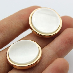 Cổ Phiếu Nhà Máy Shank Rhinestone Pha Lê Ngọc Trai Nút Đám Cưới Lớn Trang Trí Váy Nút - Product Image 4