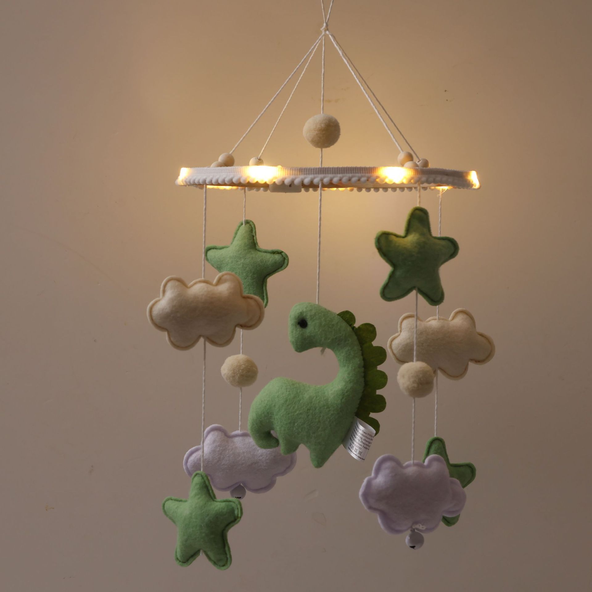 Dinosauro nuvolato con luce