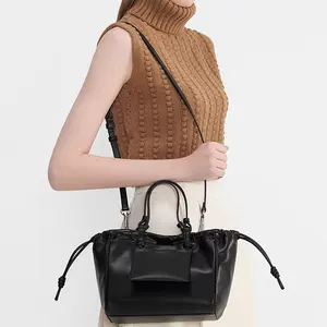 #PA0942 احصل على ماركة لكِ من الحقائب النسائية العصرية المصنوعة من قش الدنيم الصناعي حقيبة حمل كبيرة السعة ذات لوجو مخصص