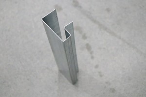 Máquina Automática de Perfilado de Correas Metálicas Tipo C con Cambio de Tamaño para la Construcción de Almacenes de Acero - Product Image 4