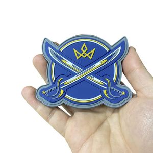 โลโก้ PVC นูนแบบกำหนดเอง 3 มิติ ป้ายปัก PVC แบบรีดร้อน ป้ายปักลายการ์ตูน PVC แบบติดเวลโคร ป้ายยาง PVC แบบรีดติด - Product Image 3
