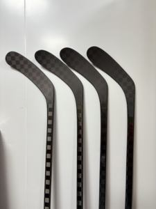 Bastone da Hockey su Ghiaccio in Carbonio Artigianale ad Alte Prestazioni in Materiale Composito - Product Image 4