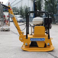 Compacteur à plaque marchante réversible à moteur essence haute performance avec 9 CV et une force centrifuge de 30 KN pour le compactage des sols routiers