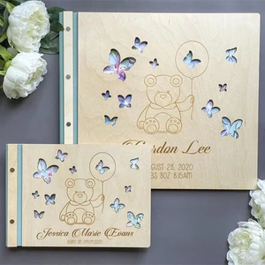 Álbum de fotos de madera recién comprado y libro de mensajes Ceremonia de Bautismo - Product Image 1