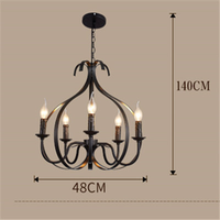 Lustre contemporain à quatre lumières avec abat-jour en verre et structure en métal noir, hauteur réglable, pour la maison, les restaurants et les salles à manger