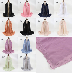 Ensembles Designer Personnalisés de Bonnets et Gants, Châles Tricotés Traditionnels Ethniques en Cachemire, Foulards Hijab en Soie pour Femmes - Product Image 3