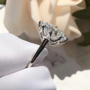 Anello Elegante a Forma Quadrata con Design a Più Punte per Donne - Product Image 5