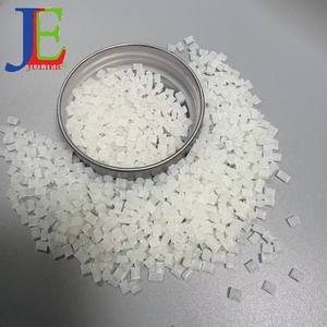 Gránulos de Plástico de Poliamida <span class=keywords><strong>PA66</strong></span> Reforzada con Fibra de Vidrio, <span class=keywords><strong>PA66</strong></span> GF35 de Alta Resistencia al Impacto para Herramientas Industriales - Product Image 1